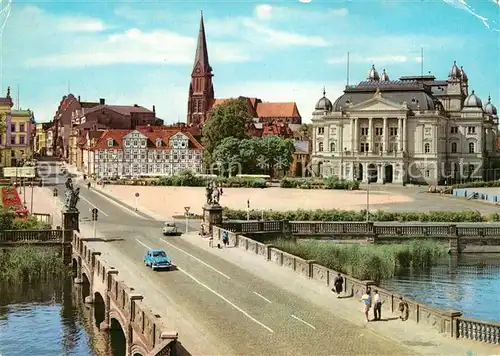 AK / Ansichtskarte Schwerin Mecklenburg Dom und Theater Kat. Schwerin