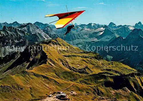 AK / Ansichtskarte Drachenflug Drachenflieger Nebelhorn Oberstdorf  Kat. Flug