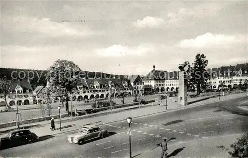 AK / Ansichtskarte Freudenstadt Marktplatz vom Postamt aus gesehen Denkmal Kurort im Schwarzwald Kat. Freudenstadt