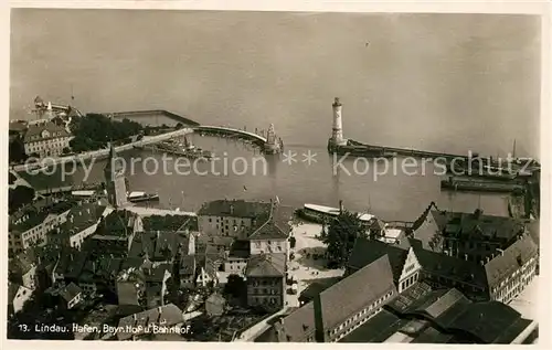 AK / Ansichtskarte Lindau Bodensee Fliegeraufnahme Hafen Bayrischer Hof und Bahnhof Kat. Lindau (Bodensee)