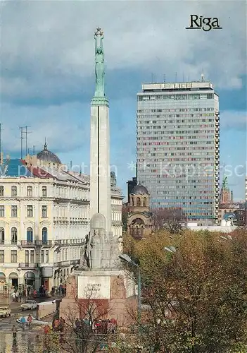 AK / Ansichtskarte Riga Lettland Monument to Liberty Hotel Latvija Kat. Riga