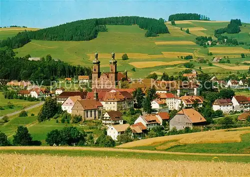 AK / Ansichtskarte St Peter Schwarzwald Ortsansicht mit Kirche Landschaftspanorama Kat. St. Peter