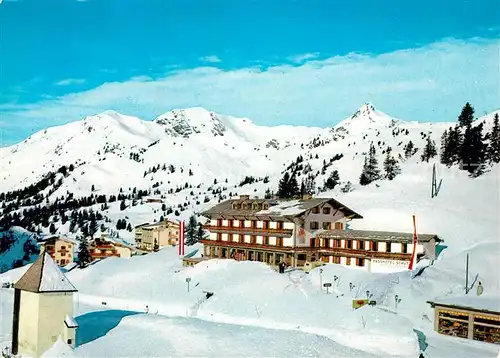 AK / Ansichtskarte Obertauern Passhotel Schuetz Radstaedter Tauernpass Winterpanorama Alpen Kat. Untertauern