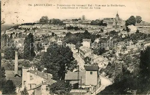 AK / Ansichtskarte Angouleme avec Prefecture Cathedrale et Hotel de Ville Kat. Angouleme