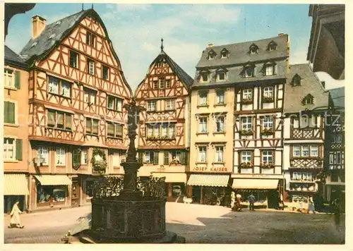 AK / Ansichtskarte Bernkastel Kues Marktplatz Kat. Bernkastel Kues