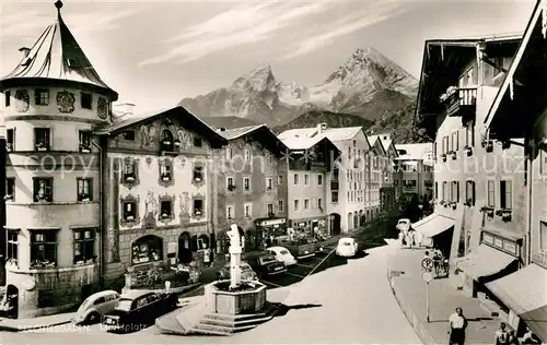 AK / Ansichtskarte Berchtesgaden Marktplatz Brunnen Kat. Berchtesgaden