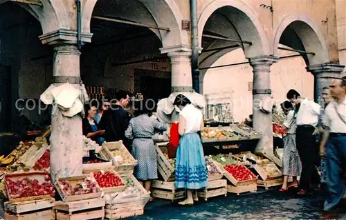 AK / Ansichtskarte Lugano TI Il Mercato della Frutta Kat. Lugano