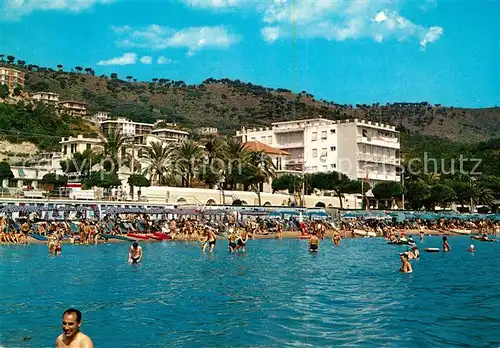 AK / Ansichtskarte Laigueglia  Hotel Le Palme e spiaggia Kat. Savona