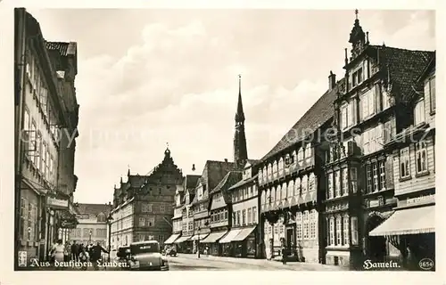 AK / Ansichtskarte Hameln Weser Osterstrasse mit Hochzeitshaus