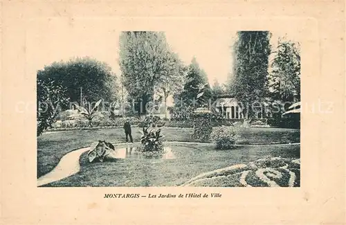 AK / Ansichtskarte Montargis Loiret Les Jardins de Hotel de Ville Kat. Montargis