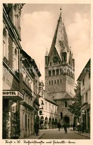 AK / Ansichtskarte Soest Arnsberg Rathausstrasse mit Patrokli Dom