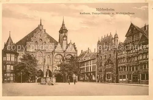 AK / Ansichtskarte Hildesheim Rathaus Tempelherren und Wedekindhaus Kat. Hildesheim