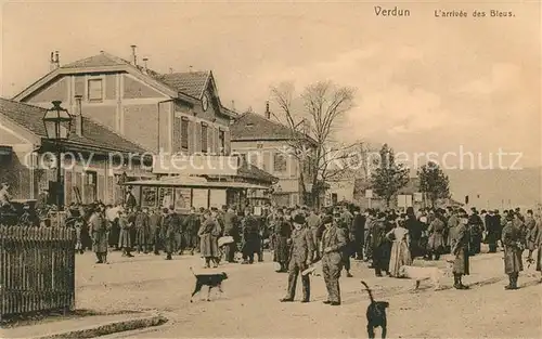 AK / Ansichtskarte Verdun Meuse Arrivee des Bleus Kat. Verdun