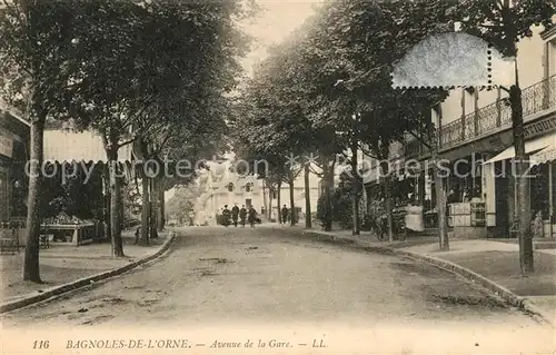 AK / Ansichtskarte Bagnoles de l Orne Avenue de la Gare Kat. Bagnoles de l Orne