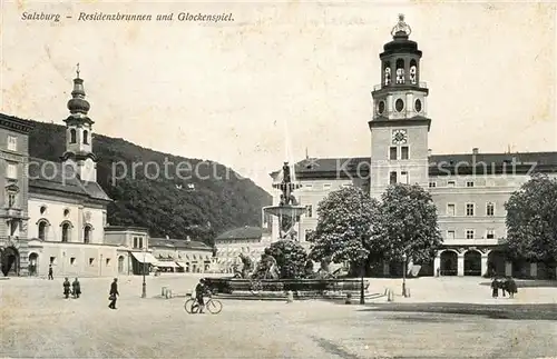 AK / Ansichtskarte Salzburg Oesterreich Residenzbrunnen und Glockenspiel Kat. Salzburg