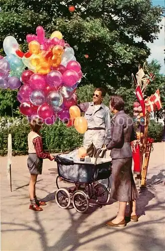 AK / Ansichtskarte Kinderwagen Kopenhagen Luftballonverkaeufer Kat. Kinder