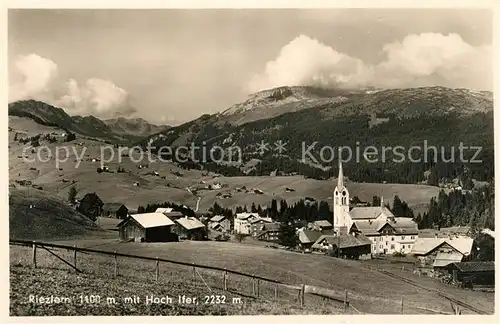 AK / Ansichtskarte Riezlern Kleinwalsertal Vorarlberg Panorama Kat. Mittelberg