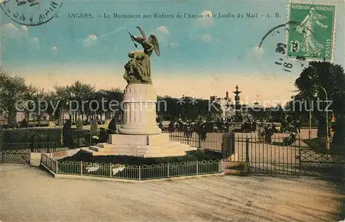AK / Ansichtskarte Angers Monument aux Entants de l`Anjou et le Jardin du Mail Kat. Angers