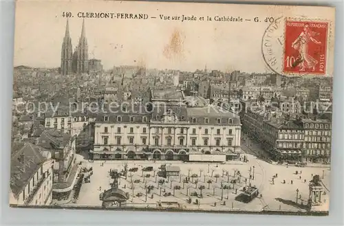 AK / Ansichtskarte Clermont Ferrand Puy de Dome Vue sur Jaude et la Cathedrale Kat. Clermont Ferrand