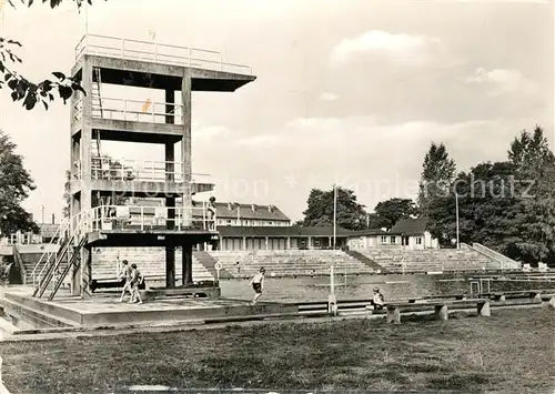 AK / Ansichtskarte Finsterwalde Schwimmbad Kat. Finsterwalde