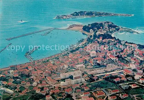 AK / Ansichtskarte Bandol Fliegeraufnahme Hafen Kat. Bandol