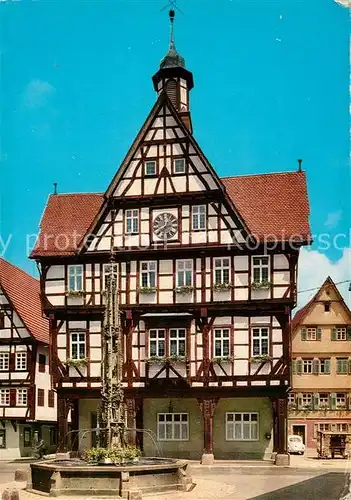 AK / Ansichtskarte Urach Bad Rathaus Marktbrunnen Kat. Bad Urach