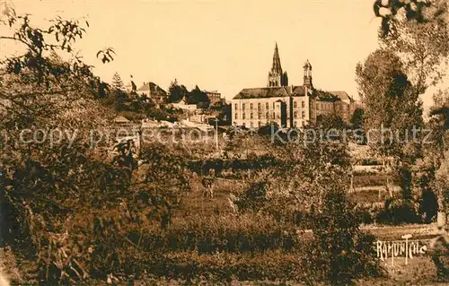 Saint Maixent l Ecole Cathedrale Kat. Saint Maixent l Ecole