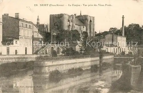 Niort Le Donjon Vue prise des Vieux Ponts Kat. Niort