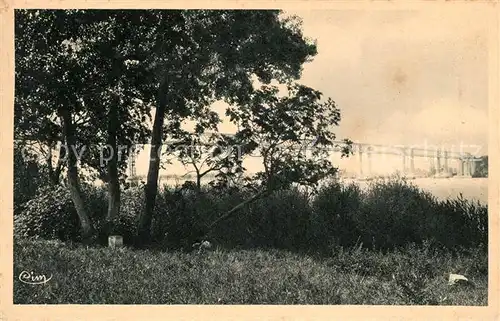 AK / Ansichtskarte Saint Andre de Cubzac Vue du Pont des Pietons sur la Dordogne Kat. Saint Andre de Cubzac