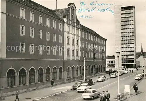 AK / Ansichtskarte Neubrandenburg Hotel Zu den vier Toren Hochhaus Kat. Neubrandenburg