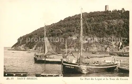 AK / Ansichtskarte Saint Brieuc Cotes d Armor Port du Legue et la Tour de Cesson Bateau Kat. Saint Brieuc