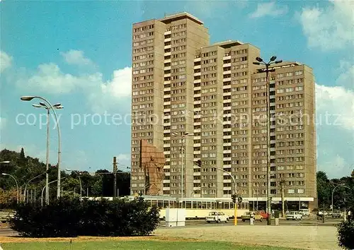 AK / Ansichtskarte Berlin Hochhaus am Leninplatz Strassenbahn Hauptstadt der DDR Kat. Berlin