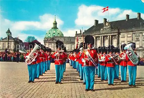 Leibgarde Wache Vagtparaden pa Amalienborg  Kat. Polizei