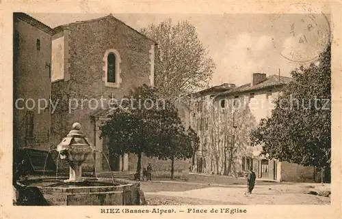 Riez Place de l Eglise Kat. Riez