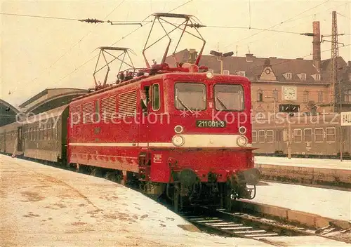 AK / Ansichtskarte Lokomotive Bo Bo  Schnellzuglokomotive 211 001 3 Kat. Eisenbahn