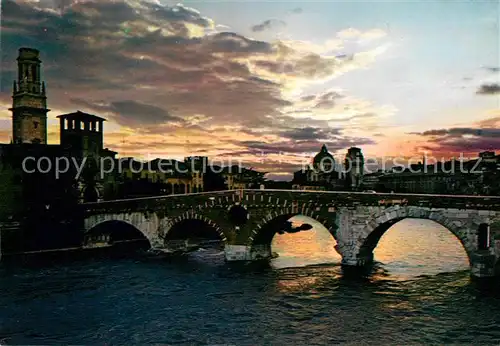 AK / Ansichtskarte Verona Veneto Tramonto Ponte dell Pietra Kat. Verona