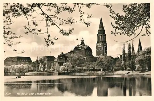 AK / Ansichtskarte Kiel Rathaus und Stadttheater Kat. Kiel