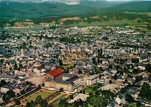 AK / Ansichtskarte Trier Fliegeraufnahme Basilika Kurfuerstl. Palais Domgruppe  Kat. Trier