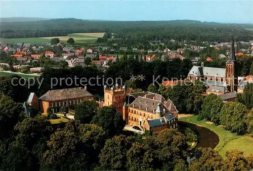 AK / Ansichtskarte S Heerenberg Montferland Fliegeraufnahme Huis Bergh Kat. 