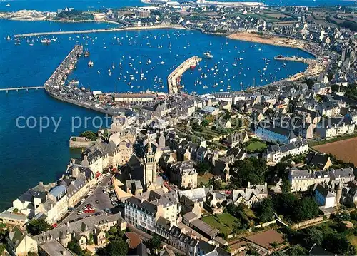 AK / Ansichtskarte Roscoff Hafen Zentrum Kat. Roscoff