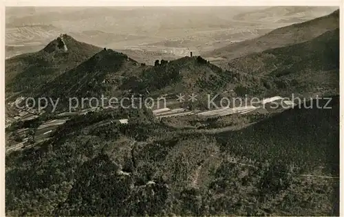 AK / Ansichtskarte Annweiler Trifels Burgdreifaltigkeit Fliegeraufnahme Kat. Annweiler am Trifels