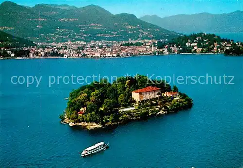 AK / Ansichtskarte Lago Maggiore Fliegeraufnahme Isola Madre Kat. Italien