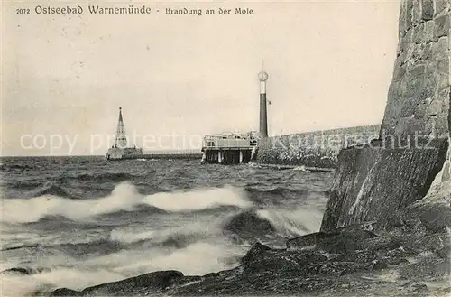 Warnemuende Ostseebad Brandung an der Mole Kat. Rostock