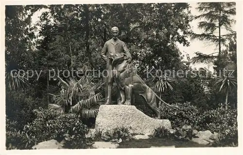 Stellingen Hamburg Carl Hagenbecks Tierpark Denkmal Carl Hagenbeck Statue