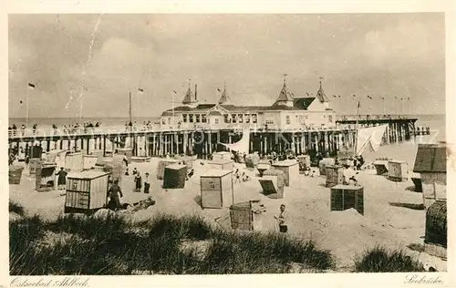 AK / Ansichtskarte Ahlbeck Ostseebad Strand Seebruecke Kat. Heringsdorf Insel Usedom