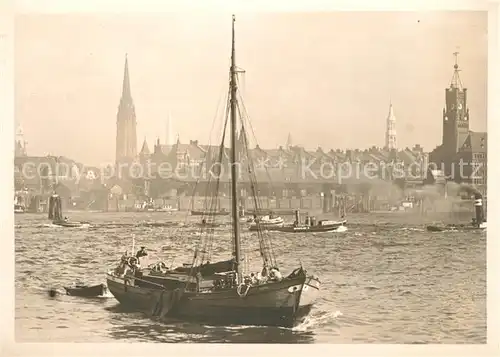 AK / Ansichtskarte Hamburg Kehrwiederspitze Fischerboot Kat. Hamburg
