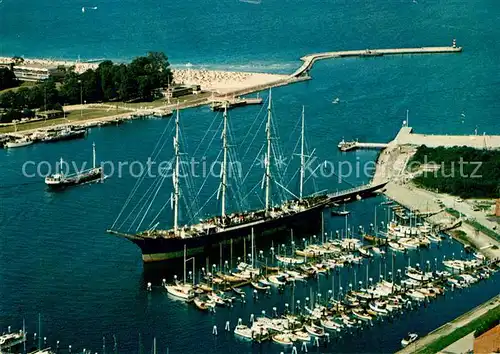 AK / Ansichtskarte Travemuende Ostseebad Fliegeraufnahme Segelschiff  Kat. Luebeck