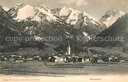 AK / Ansichtskarte Oberstdorf Gesamtansicht mit Alpenpanorama Allgaeuer Alpen Kat. Oberstdorf