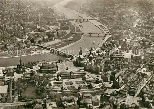 AK / Ansichtskarte Dresden Fliegeraufnahme Neustadt Altstadt Elbe Kat. Dresden Elbe