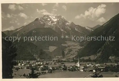 AK / Ansichtskarte Mayrhofen Zillertal mit Gruenberg Kat. Mayrhofen